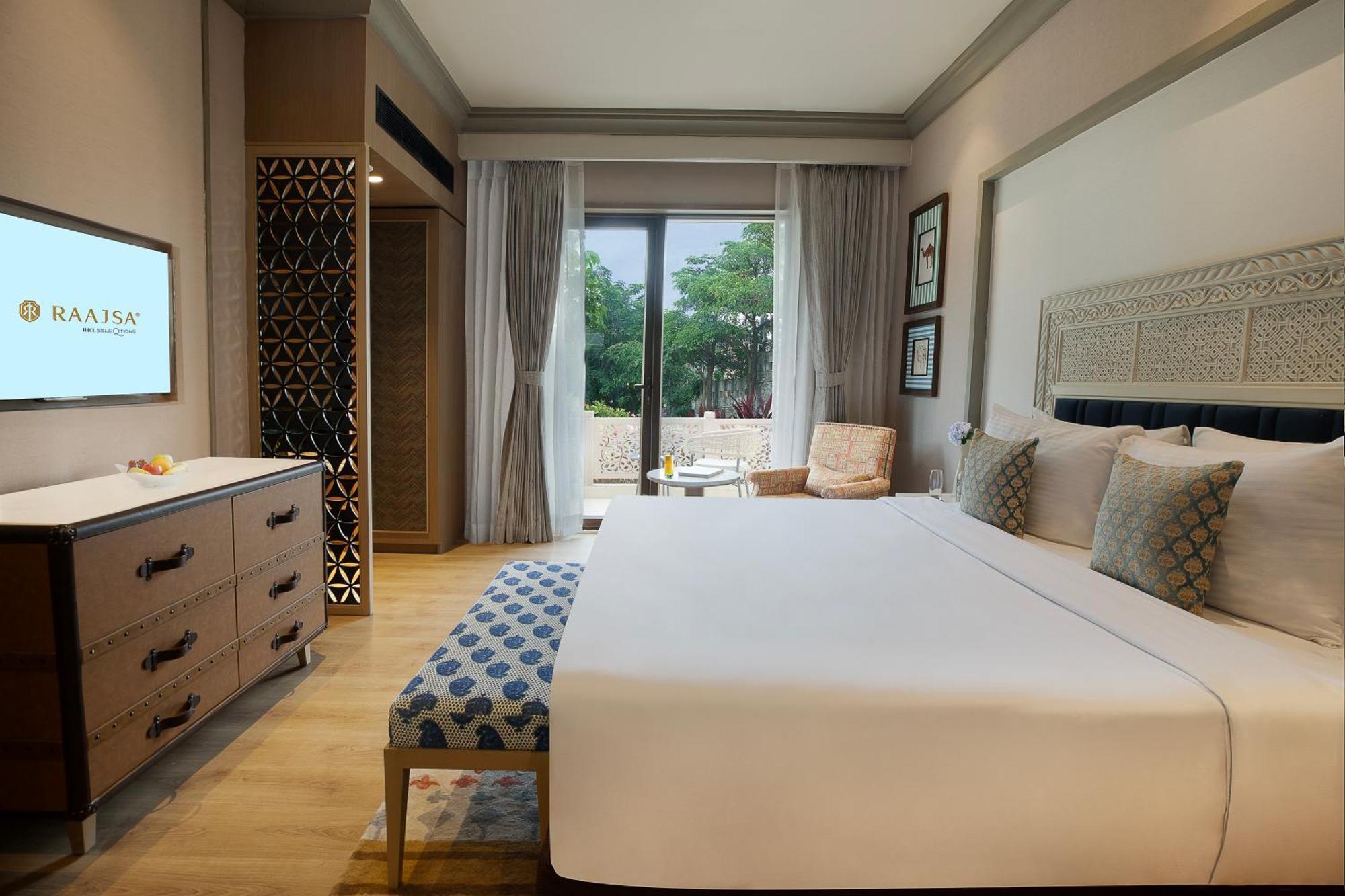 รามาดา รีสอร์ต บาย วินด์แฮม กุมภาลครห์ Hotel คัมบาลกาห์ ภายนอก รูปภาพ